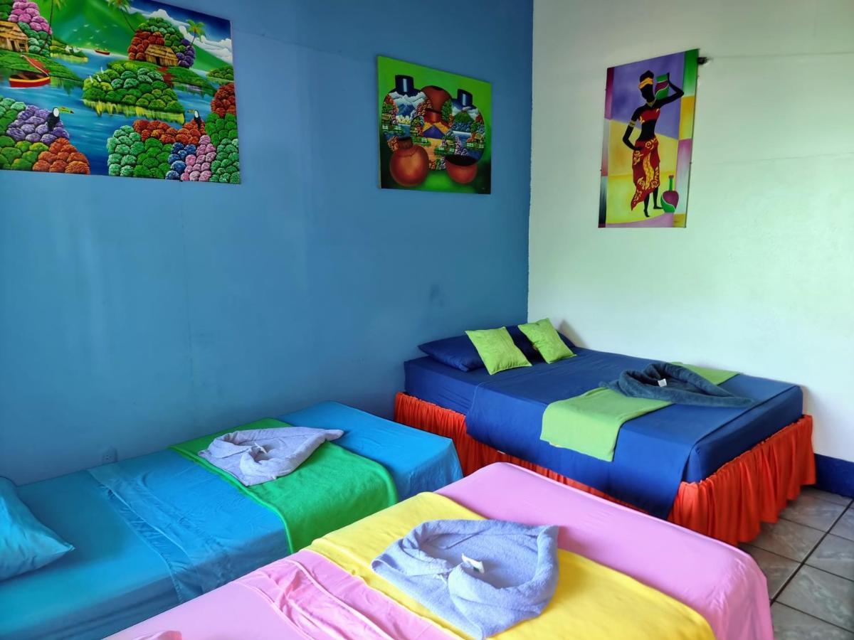 Cabinas Tortuguero Natural 外观 照片