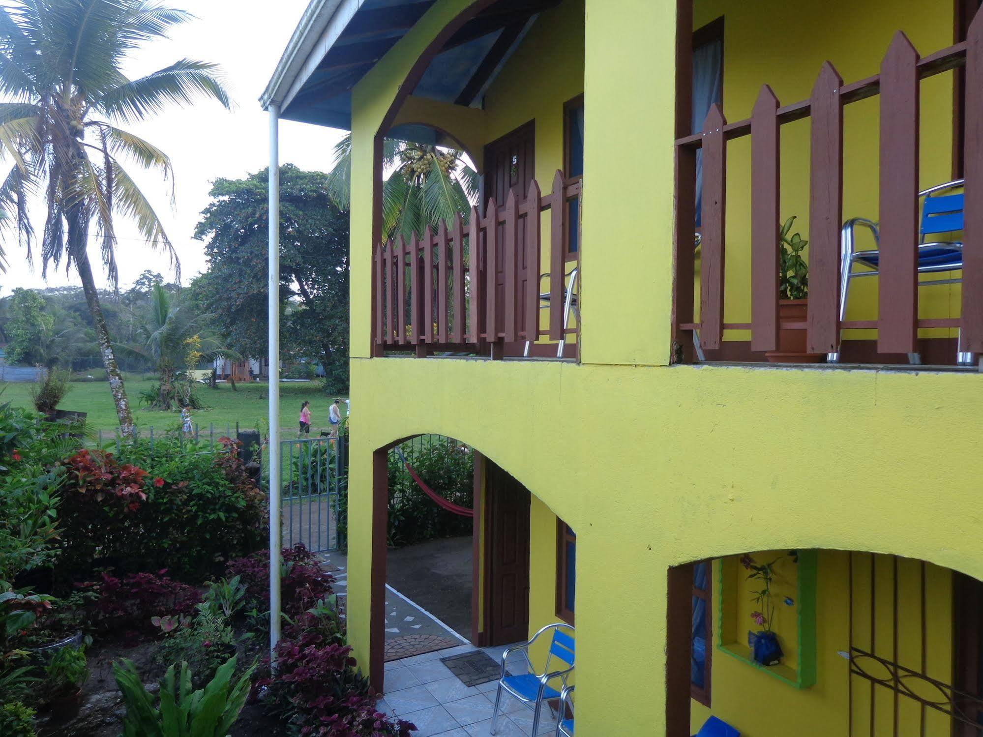 Cabinas Tortuguero Natural 外观 照片