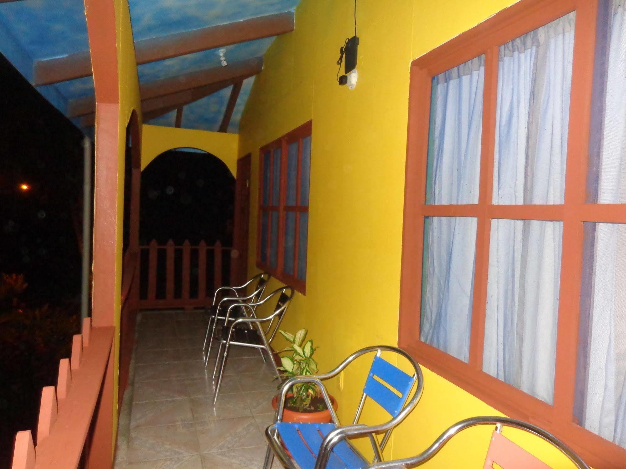 Cabinas Tortuguero Natural 外观 照片